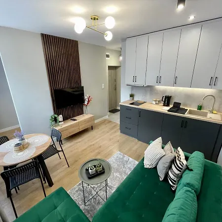 Przytulny Apartament Niedaleko Dworca Pkp Radom Exterior photo