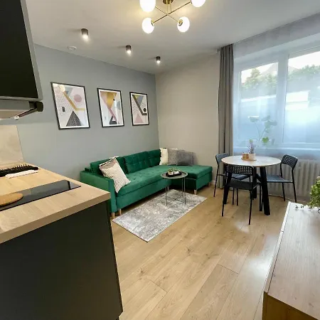 Przytulny Apartament Niedaleko Dworca Pkp Radom Exterior photo