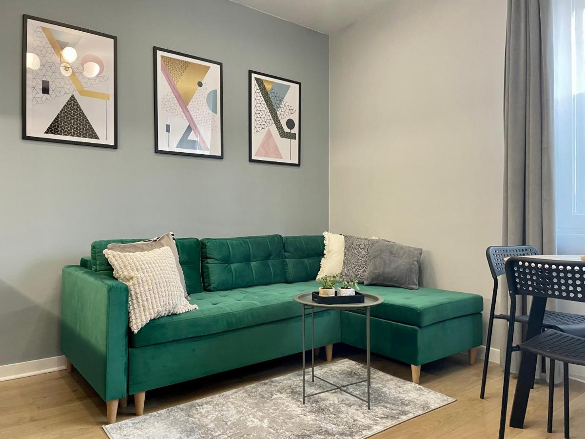 Przytulny Niedaleko Dworca Pkp Apartment *